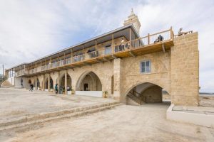 Монастырь Апостола Андрея Первозванного на Северном Кипре